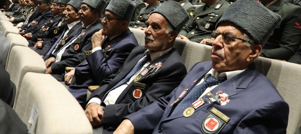 ATATÜRK, HATAY’DA GÖZYAŞLARIYLA ANILDI