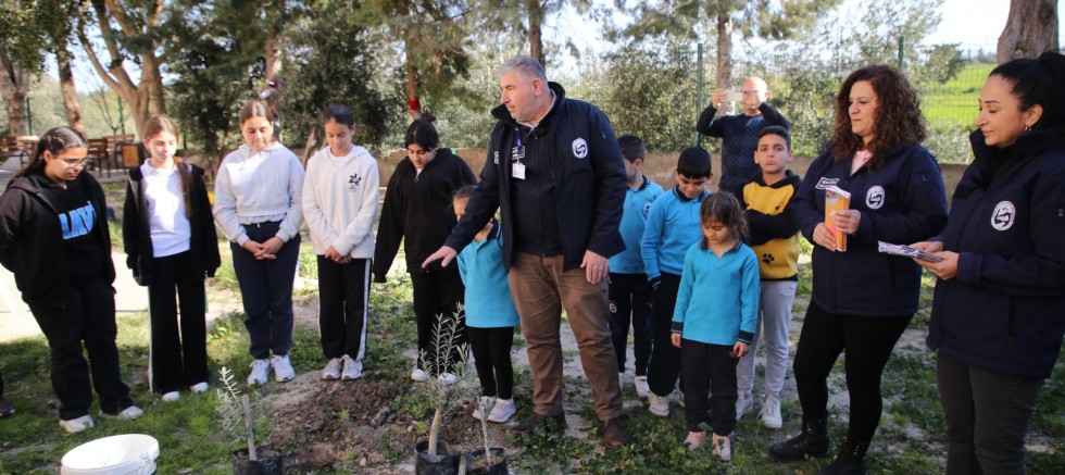 HBB ÇOCUKLARA DOĞA SEVGİSİ VE FİDAN DİKİMİ EĞİTİMİ VERDİ
