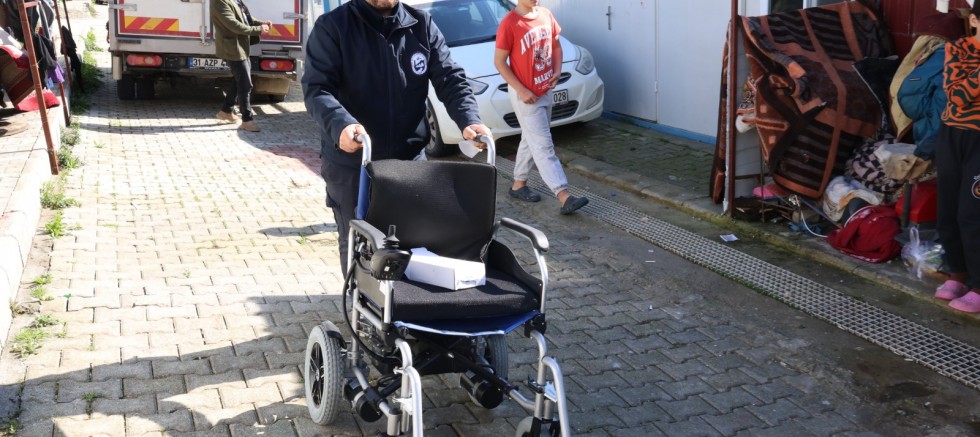 HBB, SOSYAL BELEDİYECİLİK ANLAYIŞIYLA ENGELLERİ KALDIRIYOR