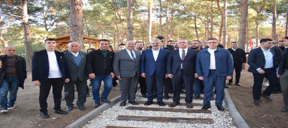 BAŞKAN ÖNTÜRK, İSKENDERUN’A NEFES ALDIRACAK PARKIN AÇILIŞINI YAPTI