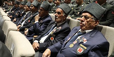 ATATÜRK, HATAY’DA GÖZYAŞLARIYLA ANILDI